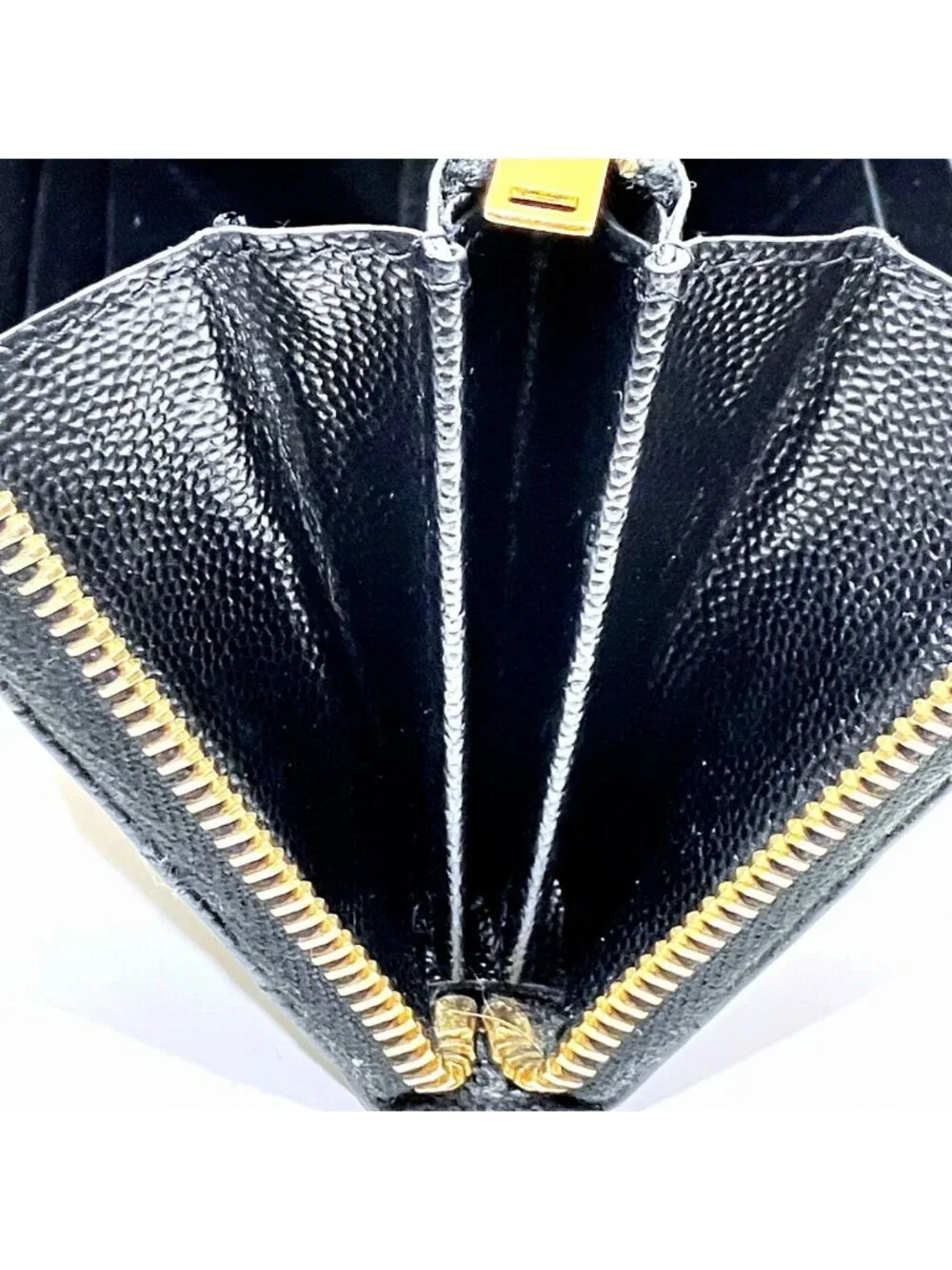Saint Laurent Yves Wallet Leather - Picture 8 of 9